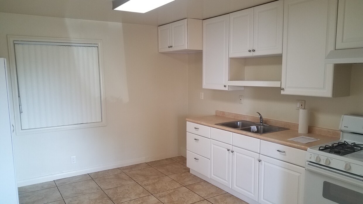 Building Photo - 3109 S El Camino Real