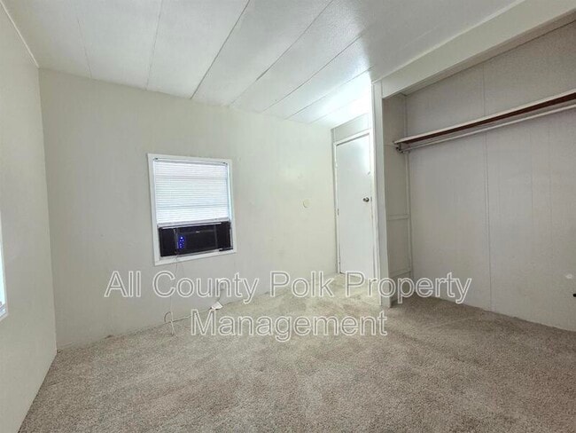 Building Photo - 2735 W 10th St
