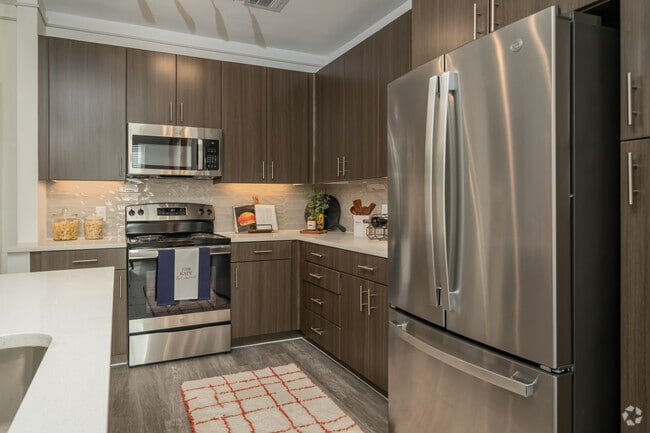 2BR, 2BA - 1,228SF - Greenwood at Katy