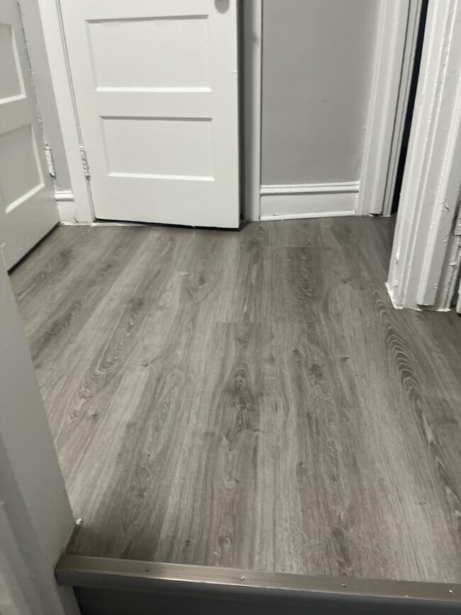 Foto del edificio - 6531 Theodore St