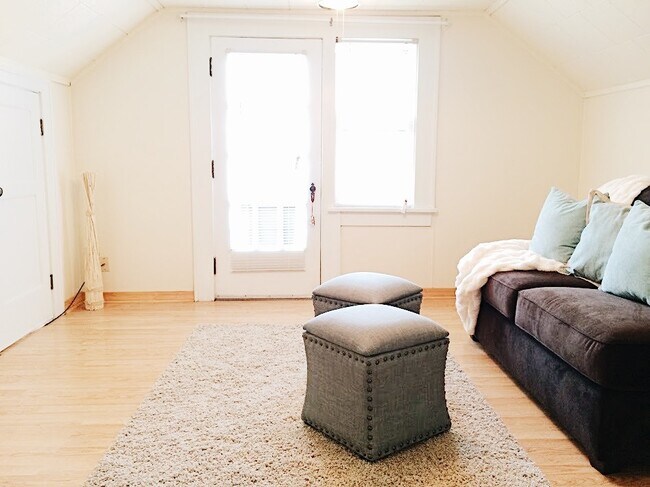 Foto del edificio - Beautiful 1 bedroom unit in West Milwaukee!