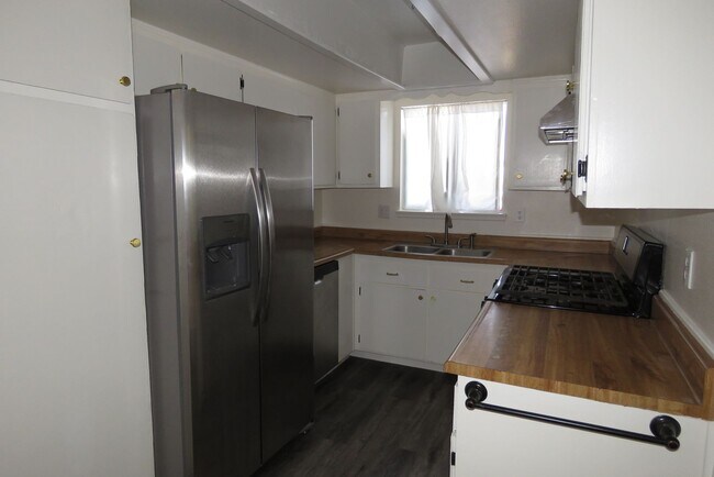 Foto del edificio - Affordable and Close to Town