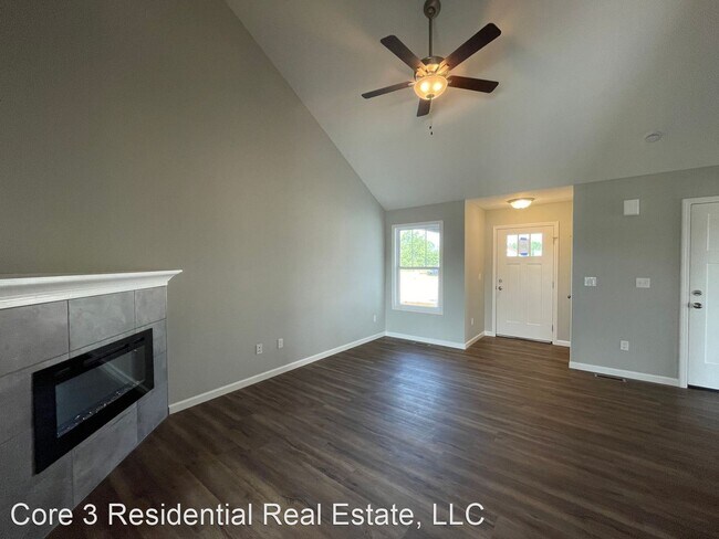 Foto del edificio - 3 br, 2.5 bath House - 12 Megan Court