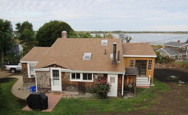 Building Photo - 43 Bayview Rd