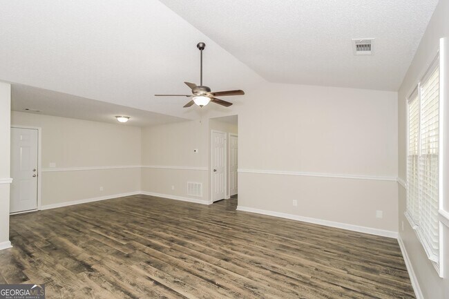 Foto del edificio - 55 Southern Trace Way