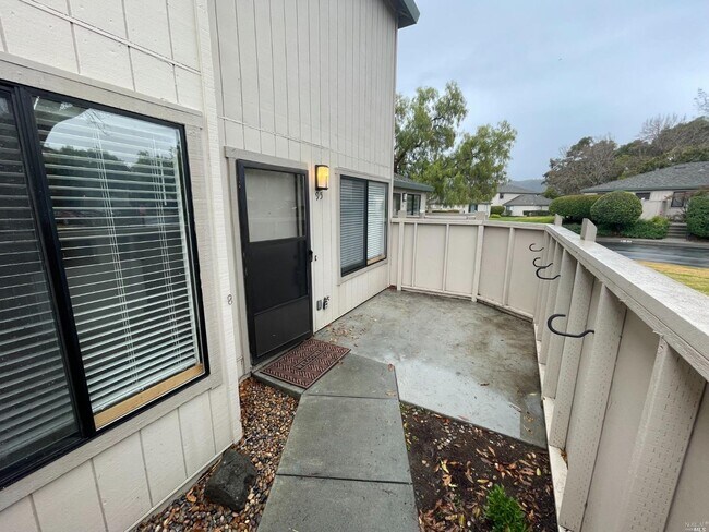 Building Photo - 95 Dockside Cir