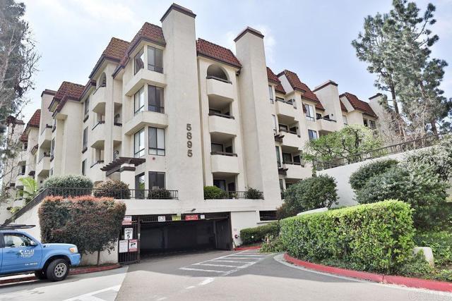 Foto principal - 5875 Friars Rd