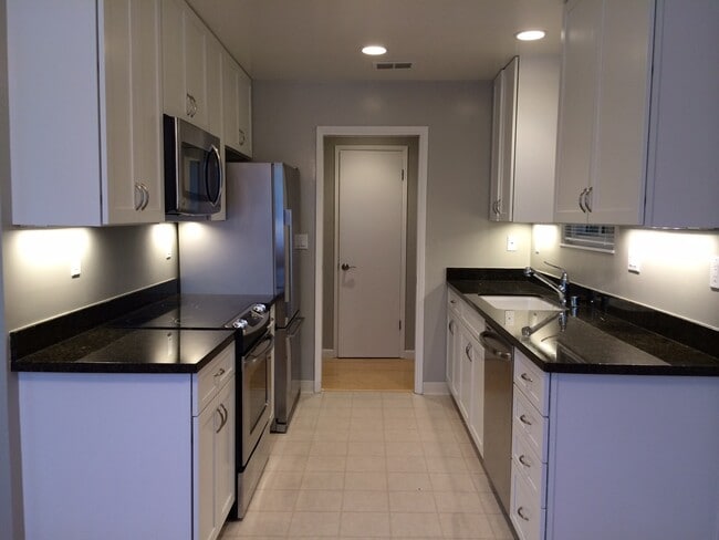 Interior Photo - Noel Oaks Apartments