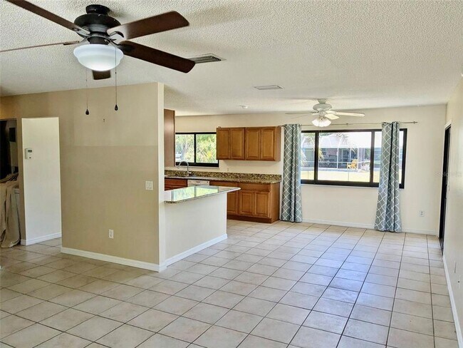 Building Photo - 5608 Kismet Terrace