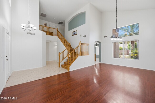 Foto del edificio - 3358 E Park Ave