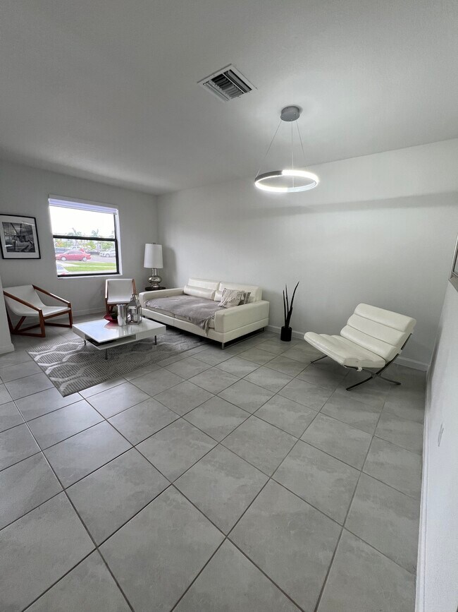 Foto del edificio - 28618 SW 133rd Ct