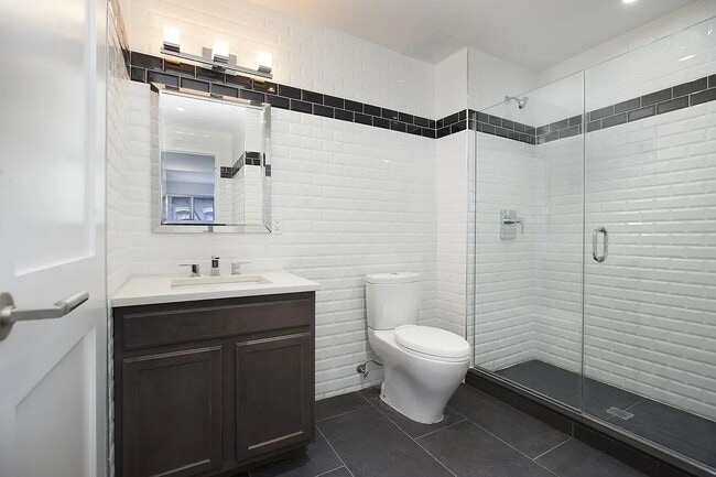 Foto del edificio - 164 Attorney St