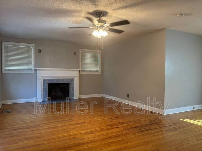 Photo - 1006 Freemason St House