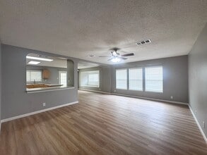 Building Photo - 10431 Westfield Pl