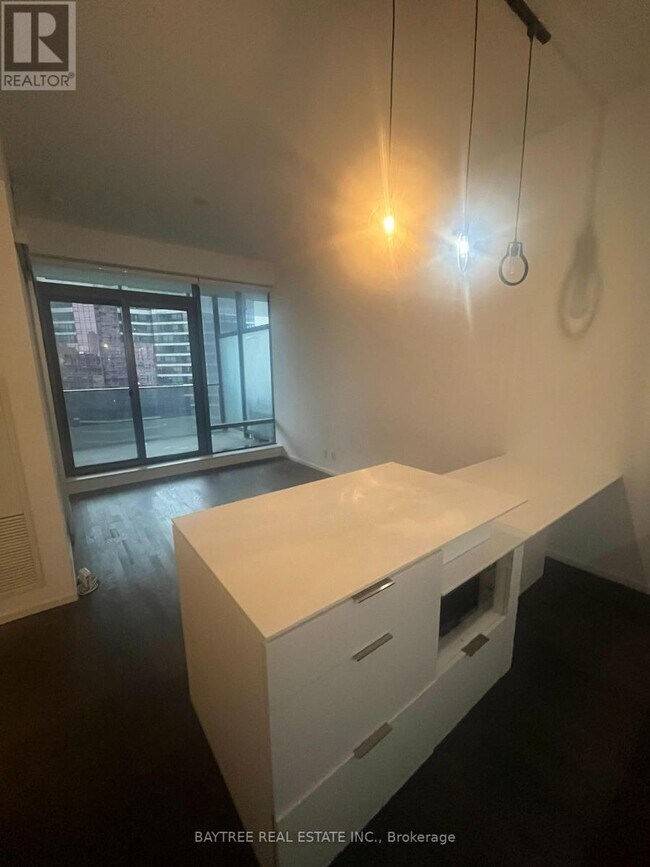 Building Photo - 5 St Joseph St