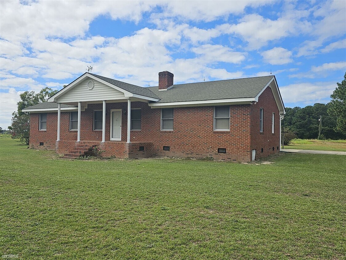 Primary Photo - 3 br, 2 bath House - 4228 Woods Crossroads...