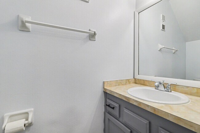Foto del edificio - 162 Bowie Ln