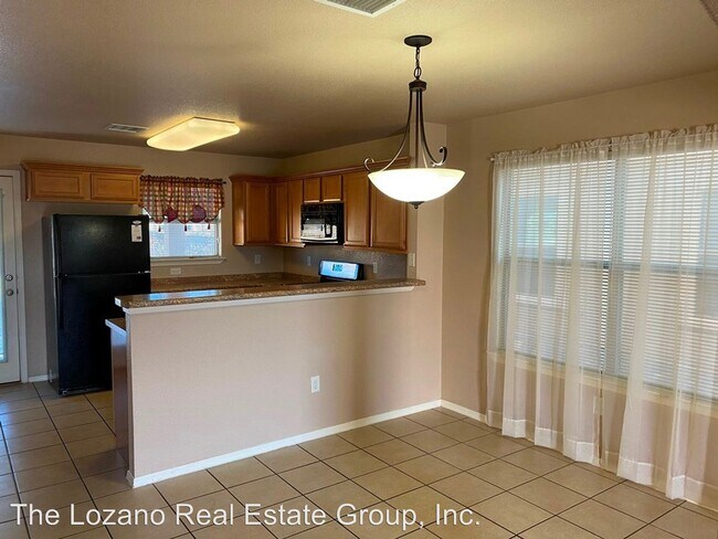 Building Photo - 4 br, 2.5 bath House - 14285 Hacienda Rock Dr