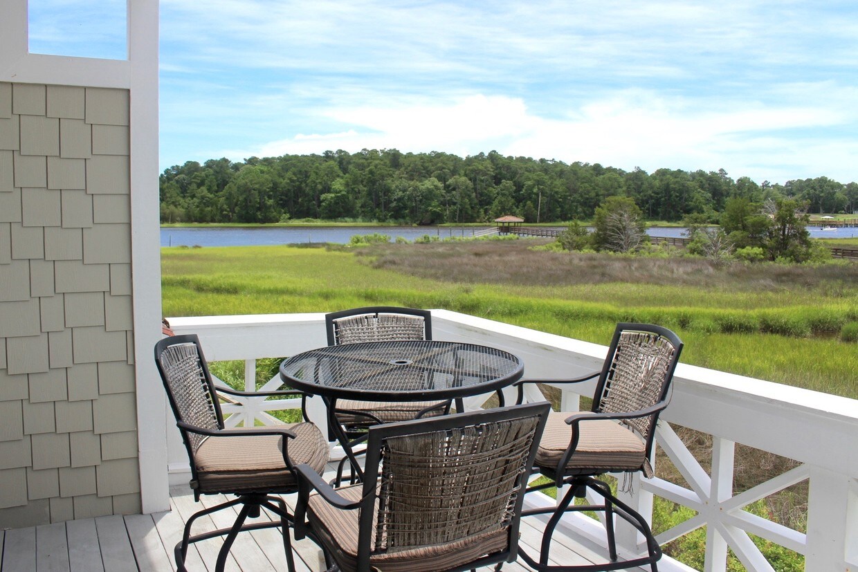Waterway Vista desde la terraza - 4396 Baldwin Ave