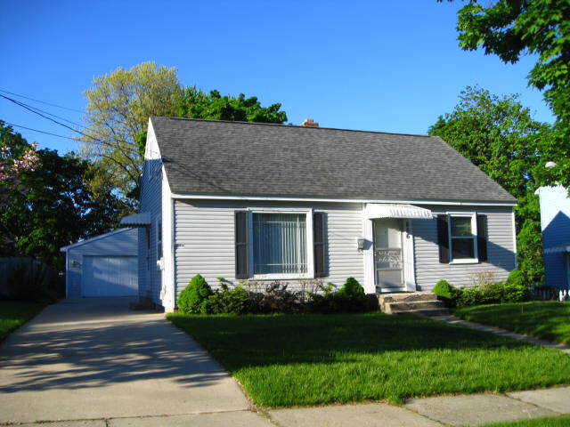 Building Photo - 856 Canterbury St SW