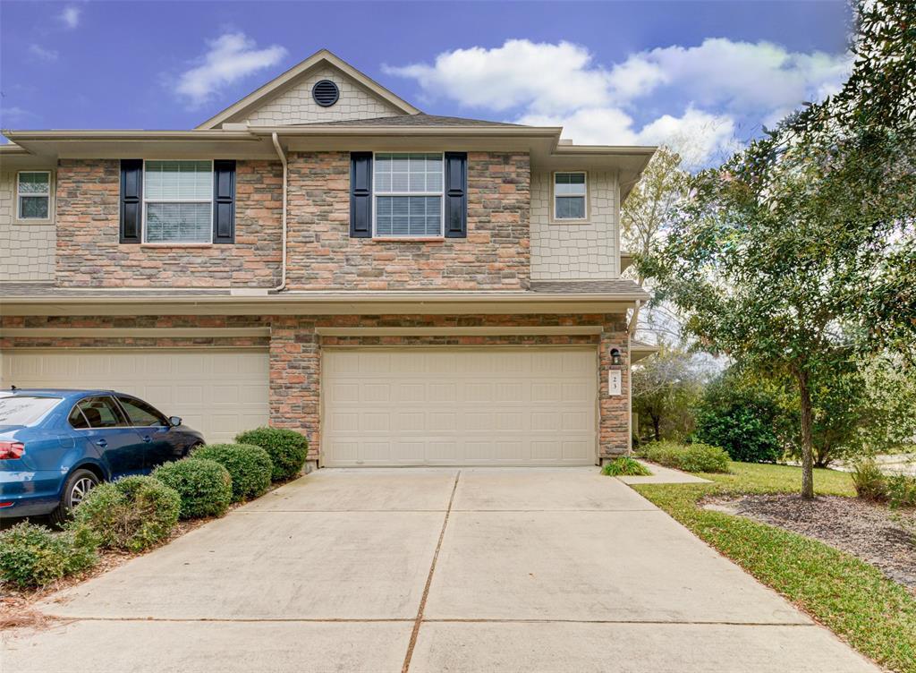 23 Fairlee Ct, Magnolia, TX 77354 Condo for Rent in Magnolia, TX