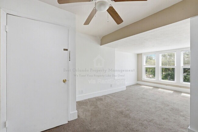 Foto del edificio - 104 N Clyde Ave