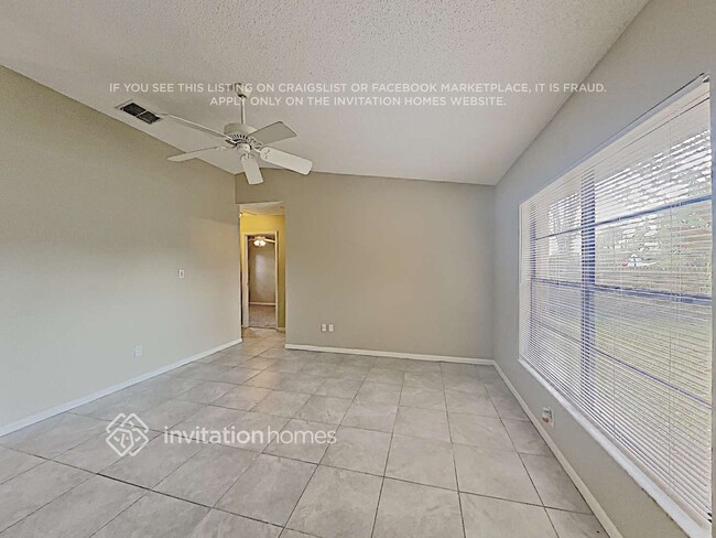 Foto del edificio - 15903 Eagle River Way