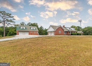 Building Photo - 375 Luther Bailey Rd