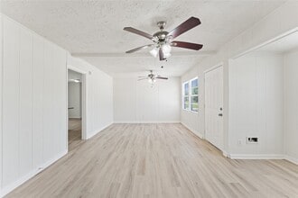 Building Photo - 7725 St Lo Rd