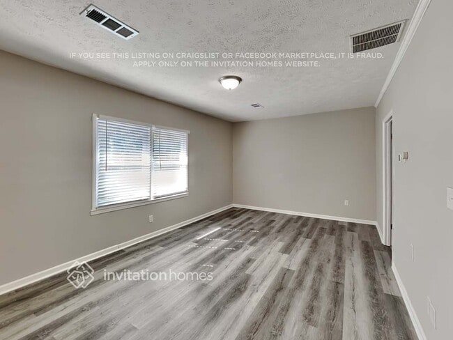 Building Photo - 750 Navajo Trail