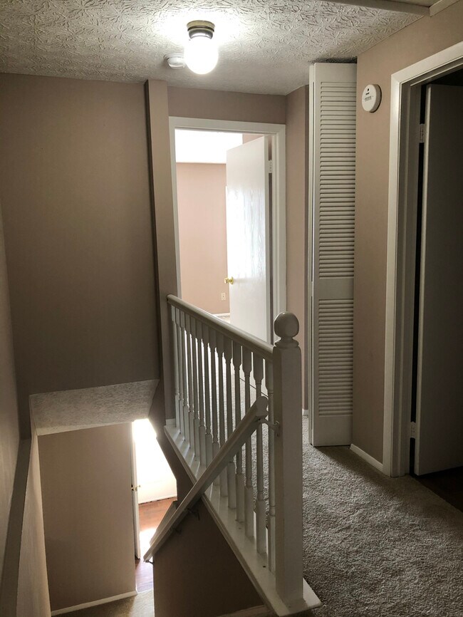 Foto del edificio - Townhome with basement!