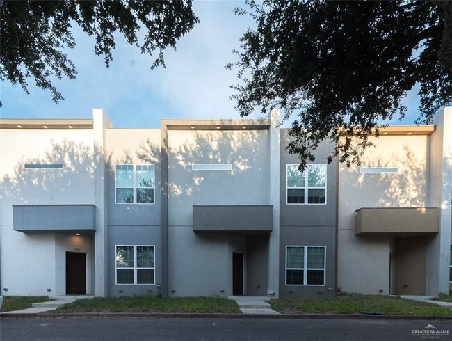 Foto del edificio - 2205 S 6th St