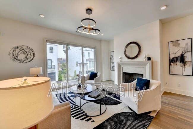 Foto del edificio - 3667 Peachtree Rd NE