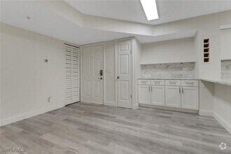 Building Photo - 1220 Wildwood Lakes Blvd