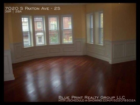 Building Photo - 7020 S Paxton Ave - 2S - 3 beds, 2 full baths