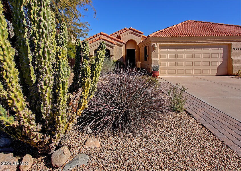 Primary Photo - 14237 E Ashbrook Dr