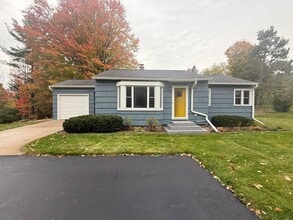 Building Photo - 104 N 36th Ave