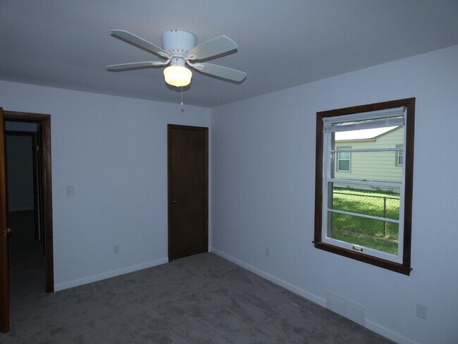 Building Photo - 8108 MO-9