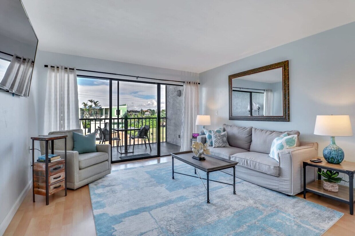 Foto principal - 260 Southbay Dr