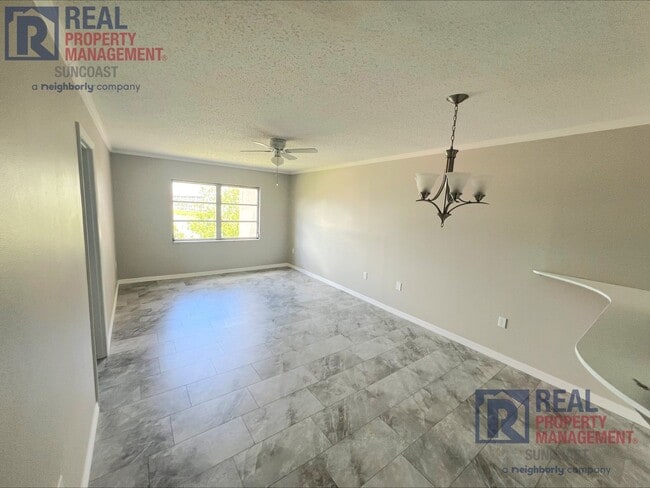 Building Photo - 4109 Lake Bayshore Dr
