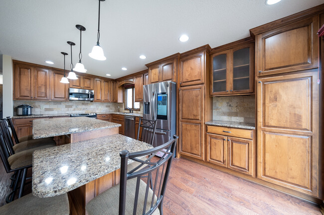 Building Photo - 1417 Raleigh Dr