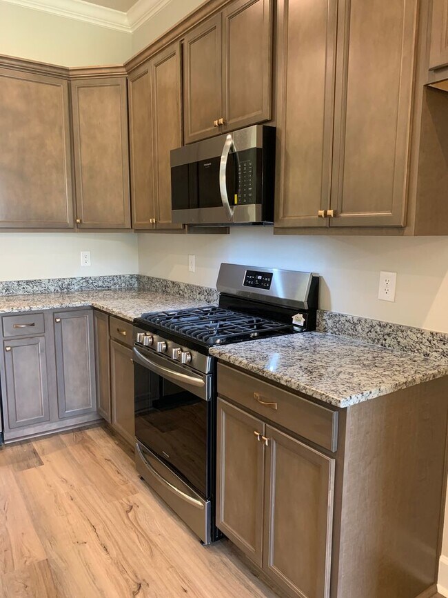 Foto del edificio - 3BD/2BA House for Lease - Nickens Lake Sub...