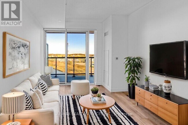 Building Photo - 3200 Dakota Cmn