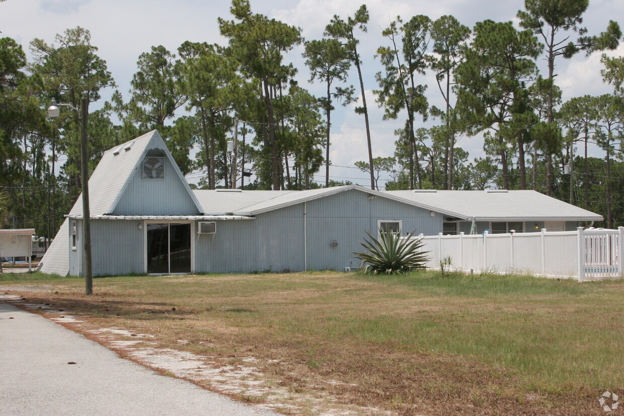Foto del edificio - Cypress Gardens MH & RV Park
