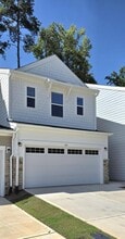Building Photo - 185 Cabernet Dr