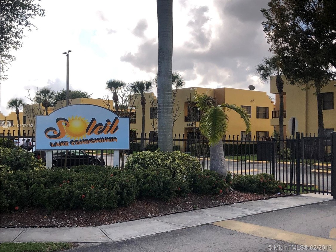 690 NW 114th Ave Unit 102, Miami, FL 33172 Condo for Rent in Miami