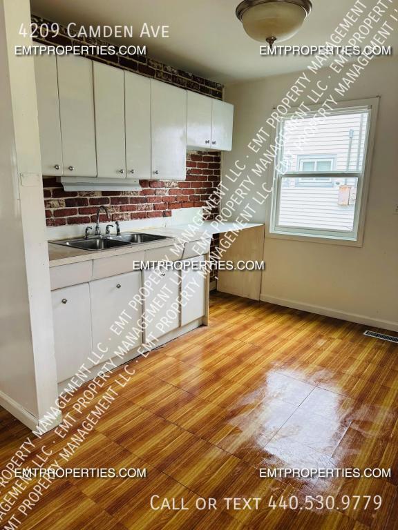 Building Photo - 4209 Camden