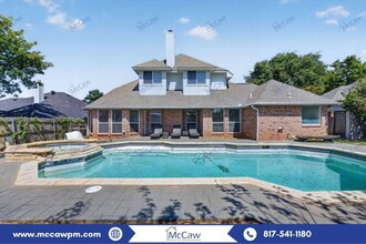 Building Photo - 305 Brazil Dr