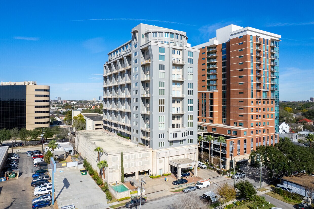 Foto principal - 2520 Robinhood St
