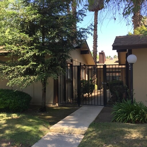 Primary Photo - Caza-Bella Estates